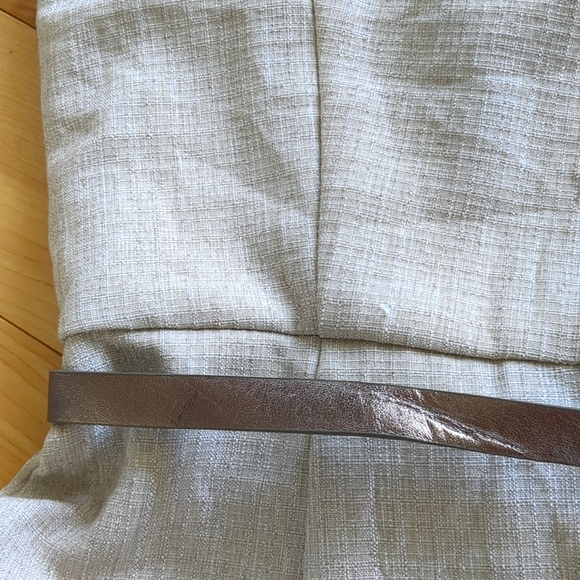 Sz 8 Light Taupe Dress with Flower Detail & Belt - Picture 7 of 8